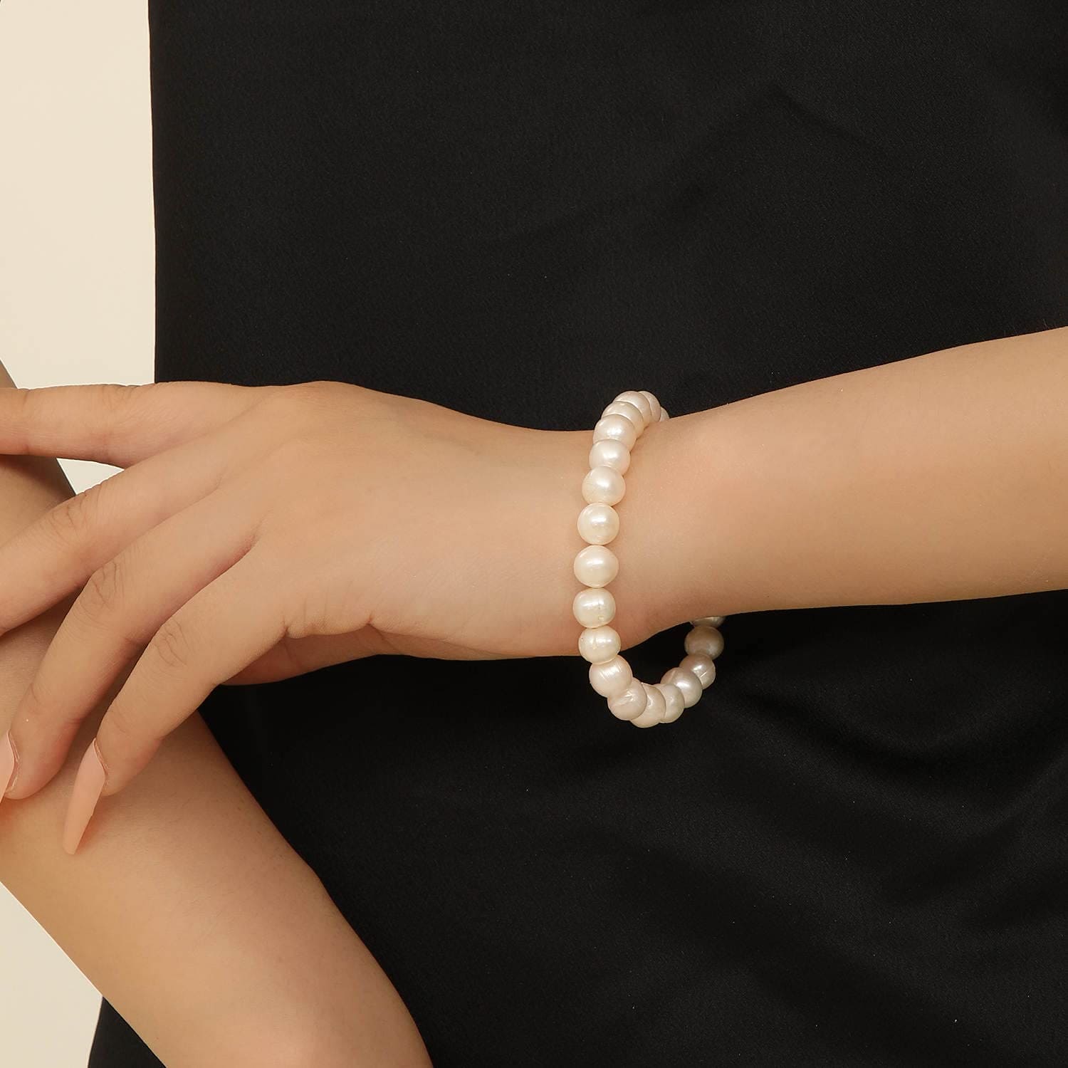 White Freshwater Pearl Bracelet